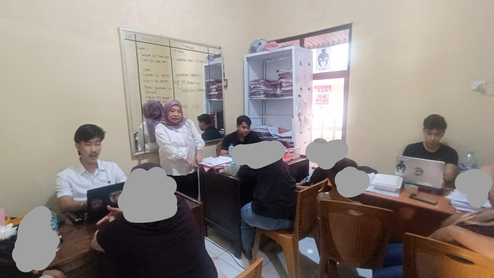 PENDAMPINGAN TERHADAP KORBAN KEKERASAN PADA PEREMPUAN ATAU ANAK DAN ABH