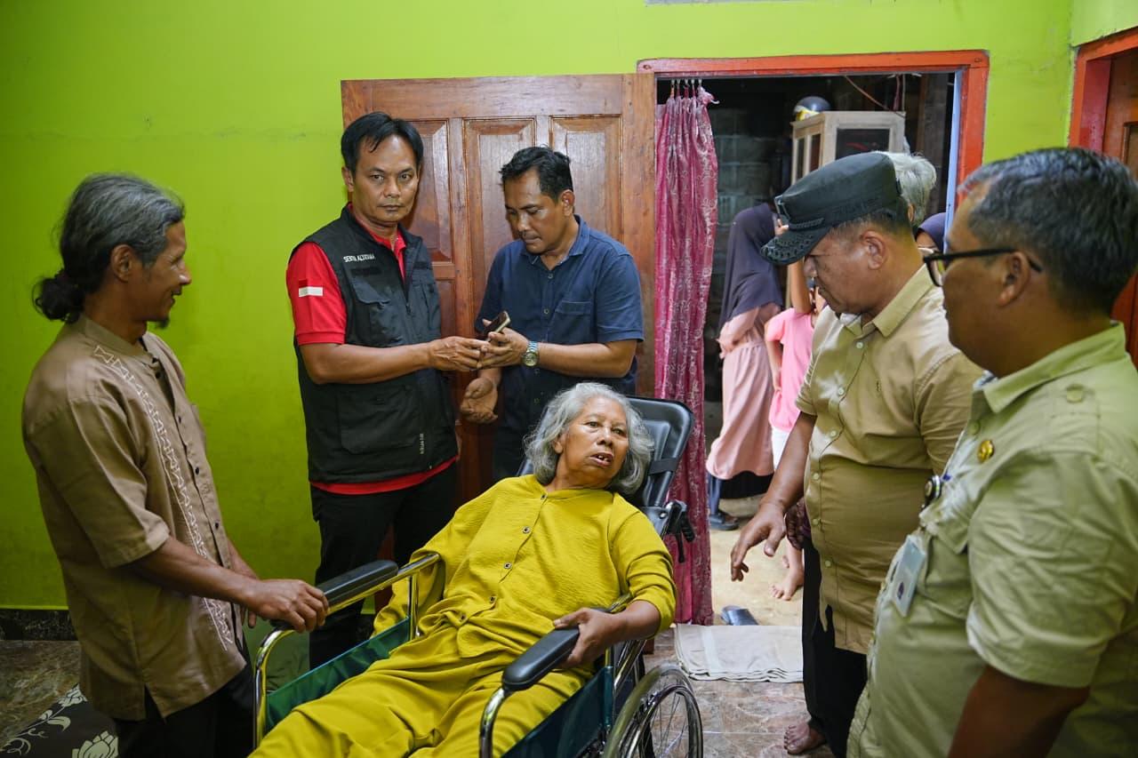 PEMBERIAN BANTUAN ALAT KURSI RODA, KAKI PALSU DAN TONGKAT KRUK - 20260930112213