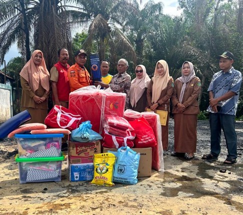 PEMBERIAN BANTUAN KEBAKARAN