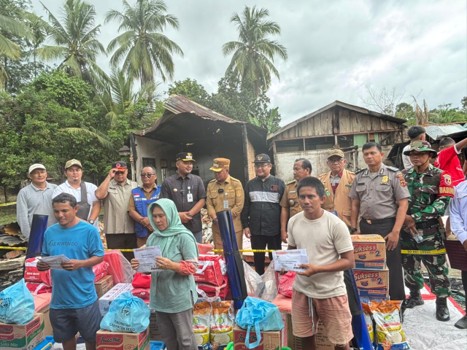 PEMBERIAN BANTUAN KEBAKARAN