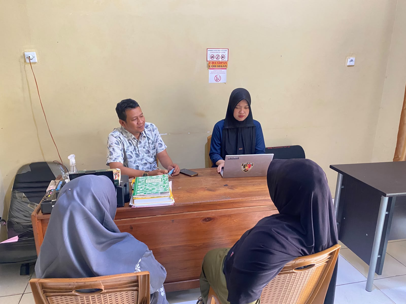 PENDAMPINGAN TERHADAP KORBAN KEKERASAN PADA PEREMPUAN ATAU ANAK DAN ABH